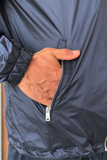 Двусторонняя ветровка Prada   