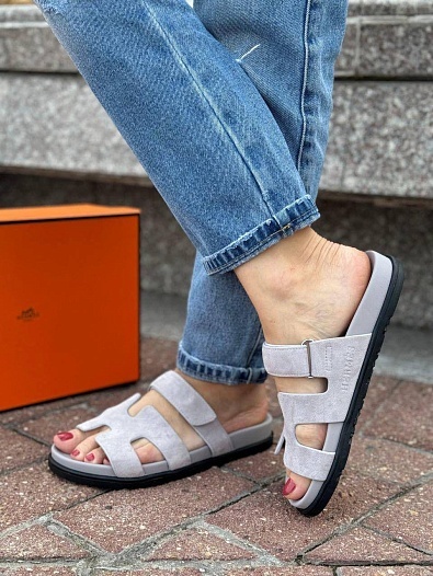 Женские замшевые сандалии Hermes Chypre - Grey   