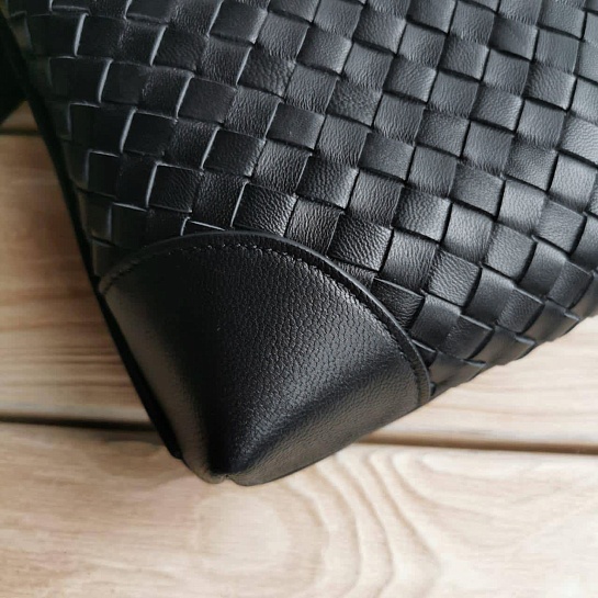 Кожаная сумка Bottega Veneta Intrecciato 28x26 см