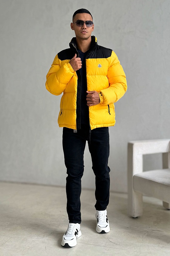 Утеплённая куртка Moncler Peuplier logo-patch - Yellow / Black