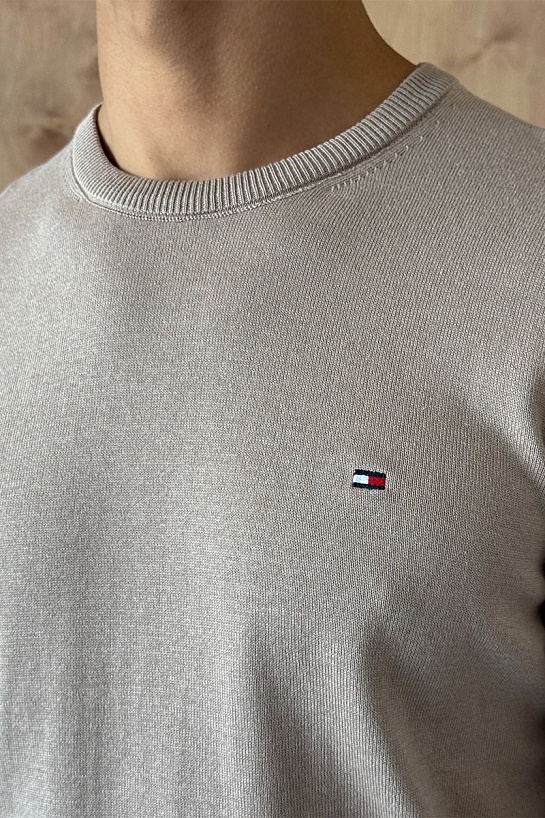 Мужская кофта Tommy Hilfiger бежевого цвета logo-embroidered