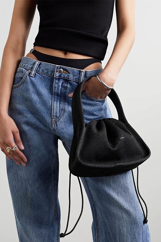 Женская чёрная сумка Alexander Wang Ryan ribbed-knit 26x20 см