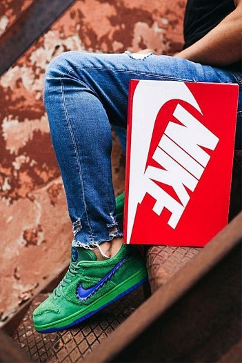 Кроссовки Grateful Dead x Nike SB Dunk Low "Green Bear"   