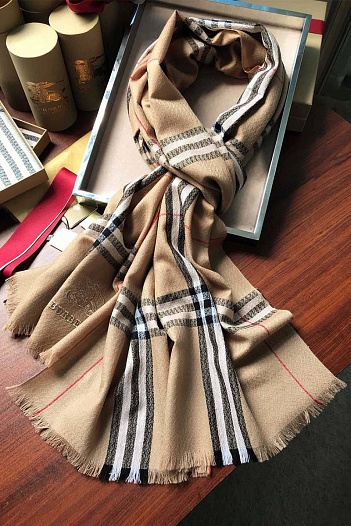 Бежевый шарф Burberry check pattern 186х70 см   