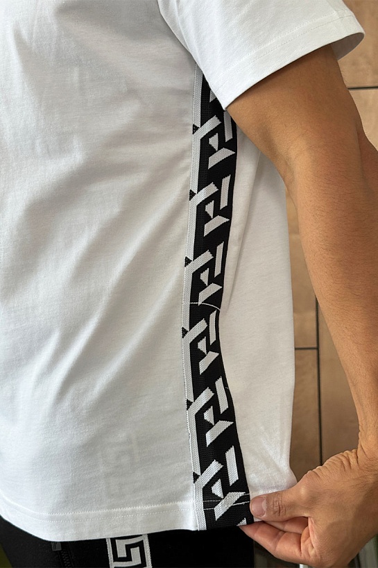 Белая мужская футболка Versace La Greca trim