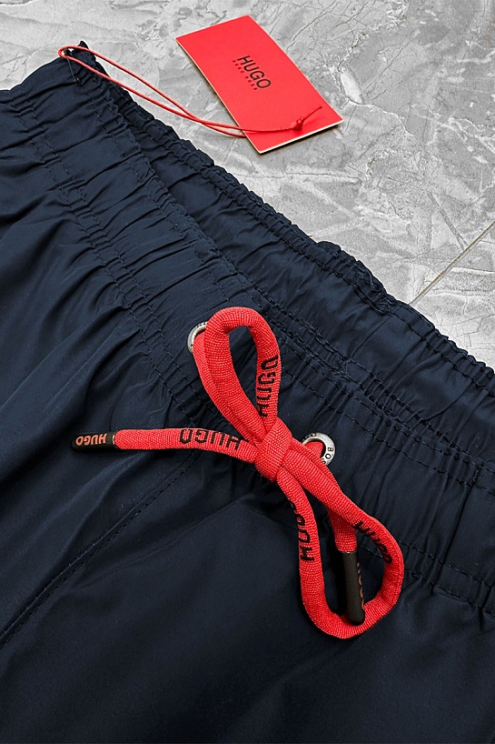 Мужские тёмно-синие шорты Hugo Boss Dugo logo-embroidered