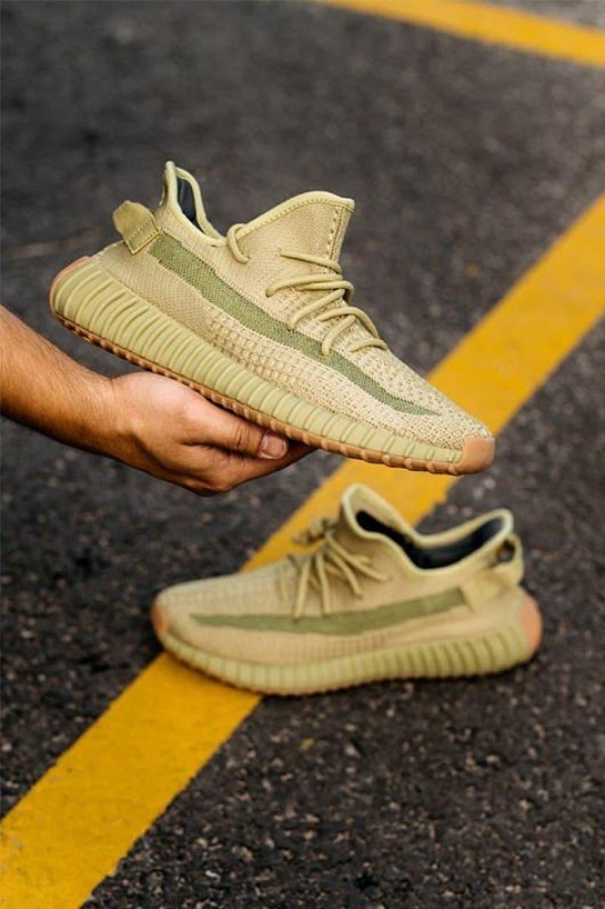 Кроссовки Adidas Yeezy Boost 350 V2 - Sulfur Premium