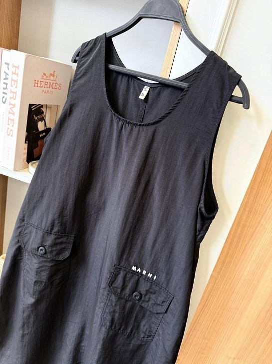 Женское чёрное платье Marni