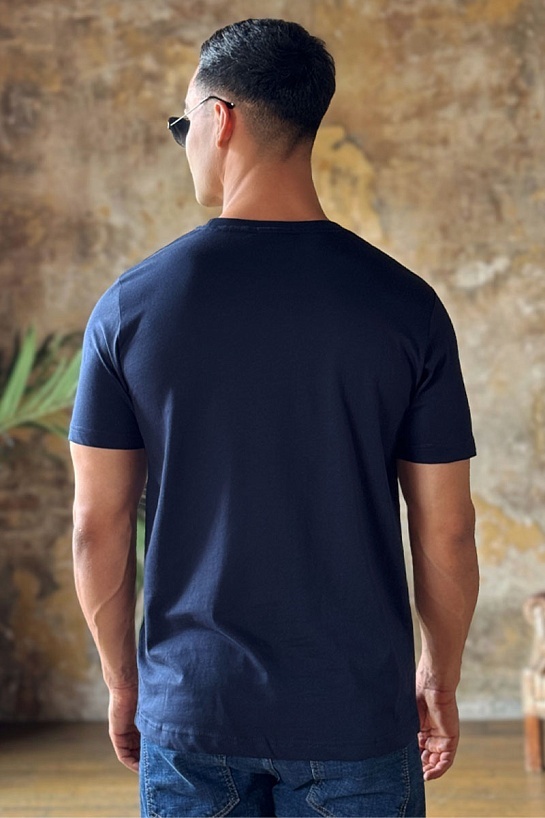 Мужская тёмно-синяя футболка Hugo Boss