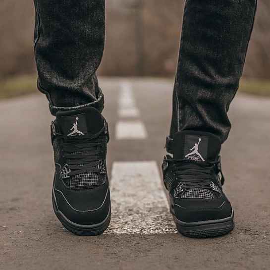 Кроссовки Nike Air Jordan 4 Retro "Black Cat" premium