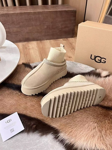 Женские замшевые ботинки UGG Tazz Platform - Beige   