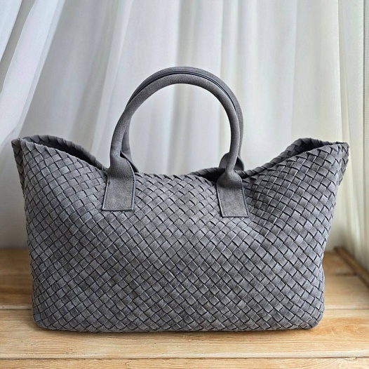Замшевая сумка Bottega Veneta Cabat 40x28 см - Grey   