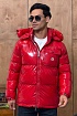 Мужская куртка Moncler красного цвета