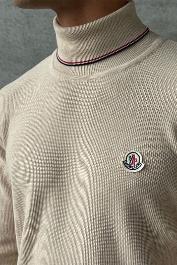 Бежевая кофта с высоким воротником Moncler logo-patch   