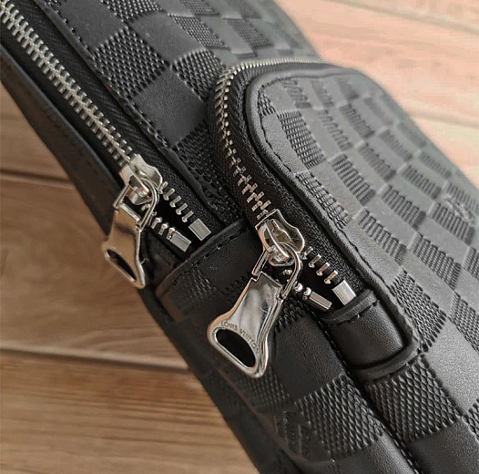 Кожаная сумка Louis Vuitton Avenue Sling Damier Infini 21x31x9 см   