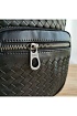 Кожаная чёрная сумка Bottega Veneta 33x17 см