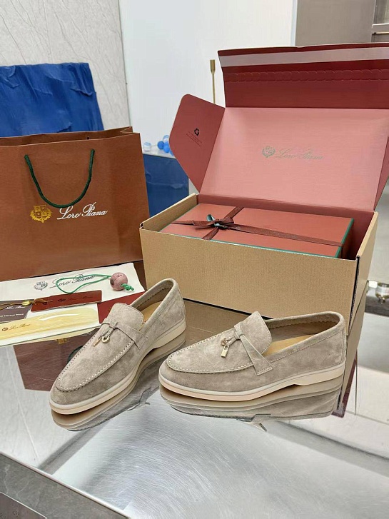 Женские замшевые лоферы Loro Piana Summer Charms Walk premium