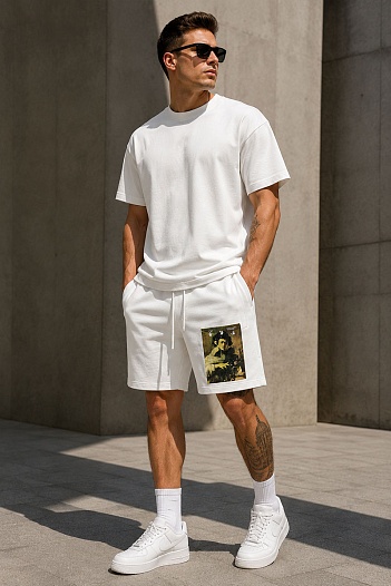 Мужские белые шорты Off-White "Boy bitten by a lizard"   