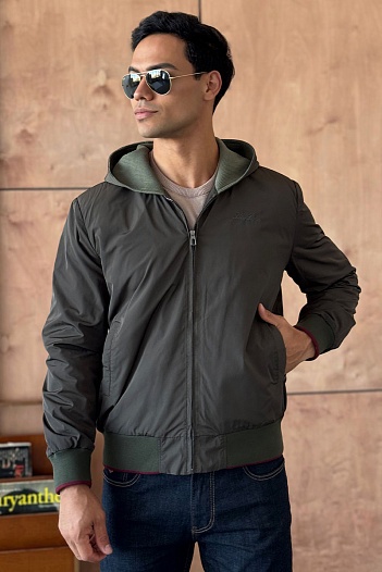 Мужская ветровка Loro Piana зелёного цвета   