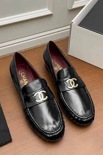 Женские кожаные лоферы Chanel premium   
