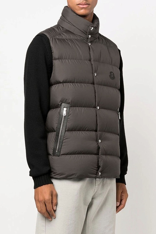 Серый жилет Moncler Herniaire logo-patch