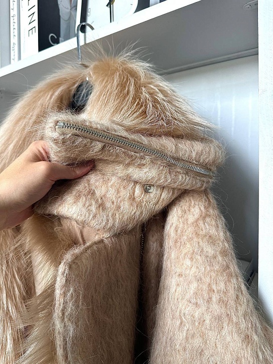 Женский пуховик с натуральным мехом Max Mara Premium