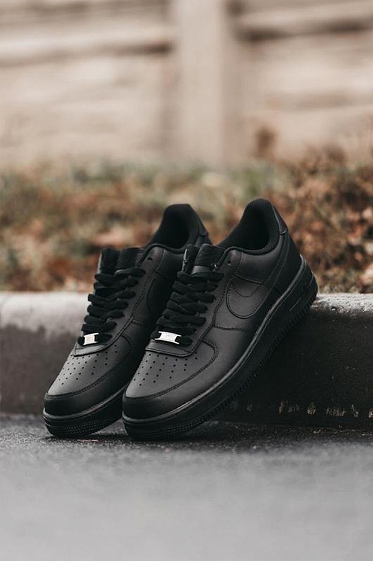 Кроссовки Nike Air Force 1 Low "Triple Black"
