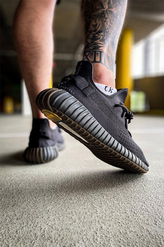 Кроссовки Adidas Yeezy Boost 350 V2 “Black Cinder”