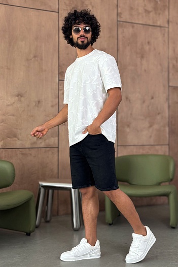 Чёрные джинсовые шорты Hugo Boss relaxed fit   