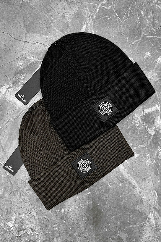 Зелёная шапка Stone Island compass-patch