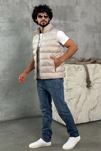 Мужской бежевый жилет Gucci GG monogram   