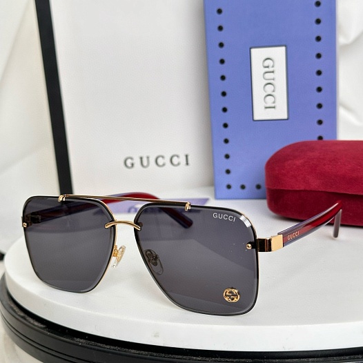 Солнцезащитные очки Gucci GG   