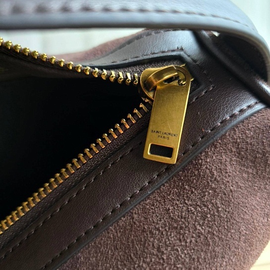 Замшевая сумка Yves Saint Laurent 29x18 см