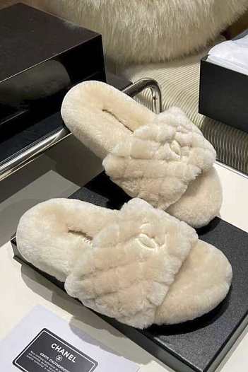 Женские меховые шлёпанцы Chanel Oran premium - Beige   