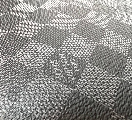 Кожаная сумка Louis Vuitton District Messenger PM Premium 26x20x7 см