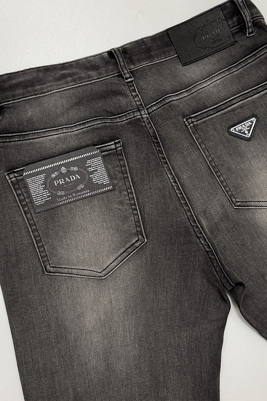 Мужские серые джинсы Prada