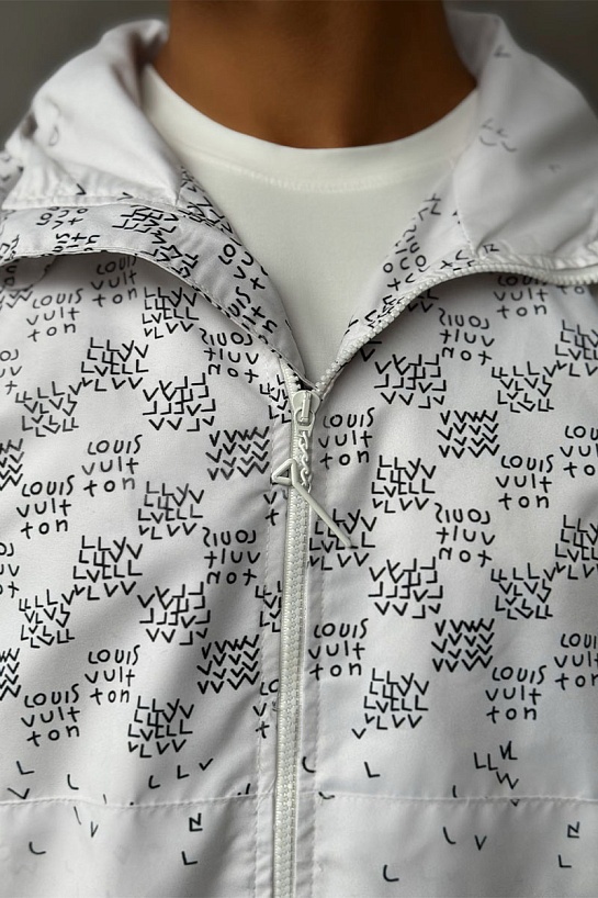 Ветровка белого цвета Louis Vuitton Damier Spread Windbreaker