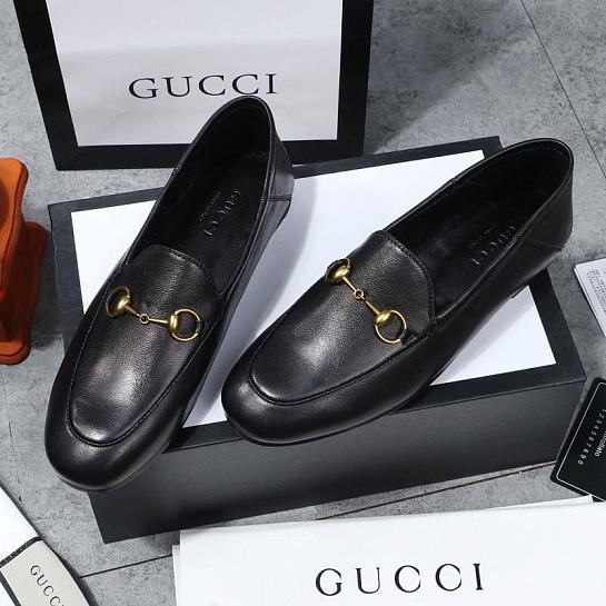 Женские кожаные лоферы Gucci  GG Horsebit - Black