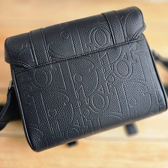 Кожаная сумка-мессенджер Dior Hit The Road 25x18 см
