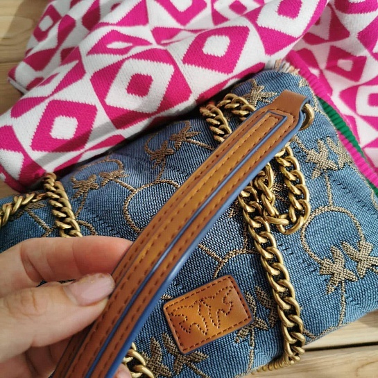 Женская сумка Classic Love Puff Denim 28x17 см