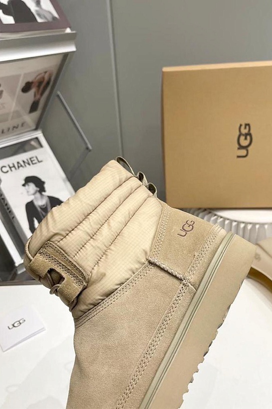 Ботинки с мехом UGG Classic Mini Lace-Up - Dune