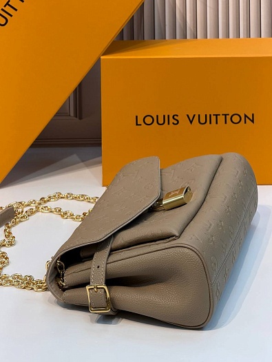Кожаная сумка Louis Vuitton Anytime Flap premium 29.5x18.5x9.5 см   