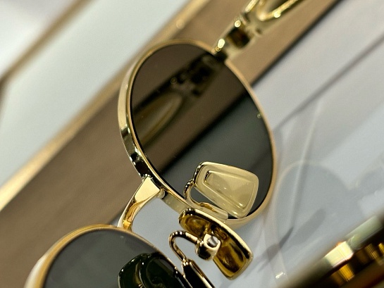 Солнцезащитные очки Bottega Veneta Sardine Oval