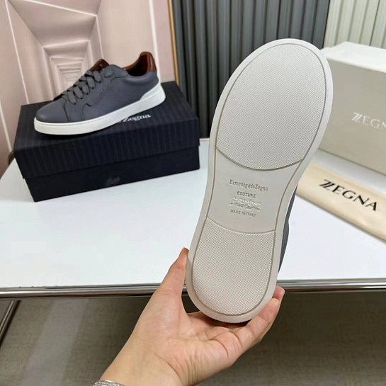 Кожаные кроссовки Ermenegildo Zegna серого цвета