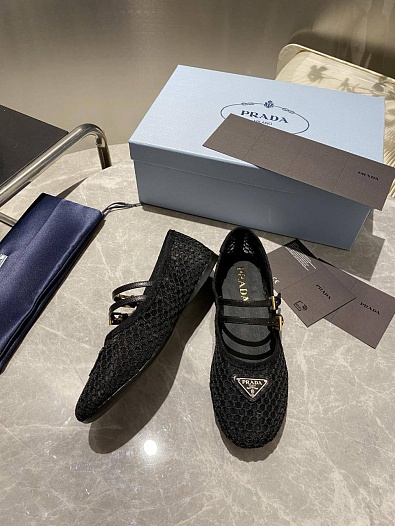 Женские сетчатые балетки Prada чёрного цвета   
