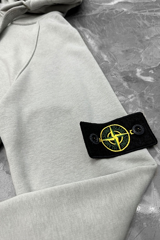 Серая кофта на молнии Stone Island compass-patch