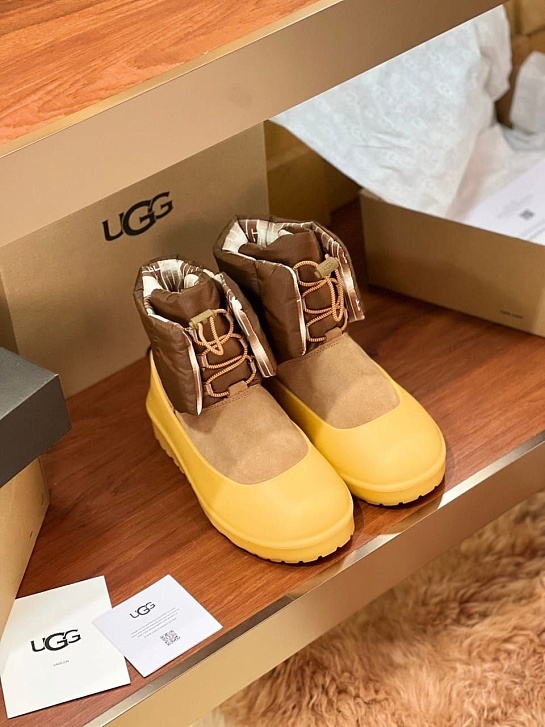 Ботинки UGG Maxi Toggle - Chestnut
