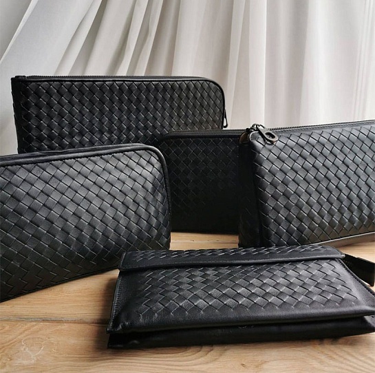 Кожаная барсетка Bottega Veneta Intrecciato 26x16 см