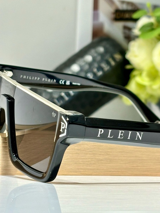 Солнцезащитные очки Philipp Plein Shelter