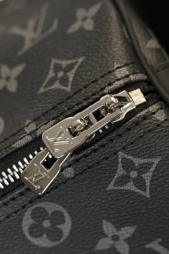 Дорожная сумка Louis Vuitton Keepall Monogram Eclipse 55x30 см